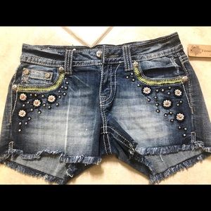 Miss Me Shorts - Flower Rain - Size 28